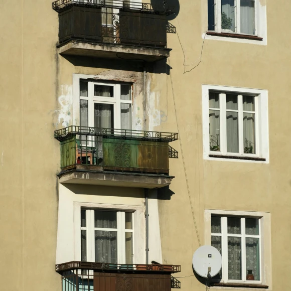 Balconi pericolanti condomini